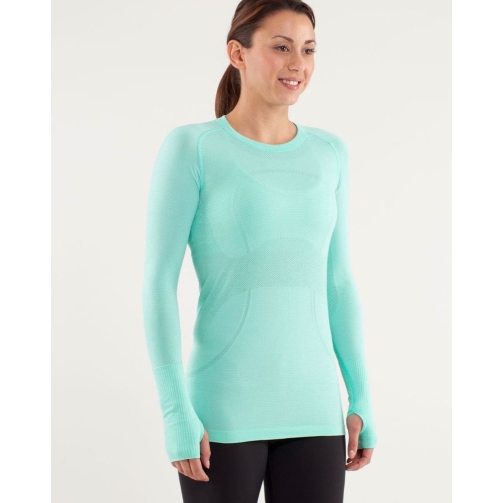 Lululemon Run Swiftly Tech Women Size 6 Menthol Long Sleeve Shirt